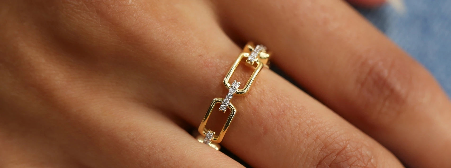 Link Rings